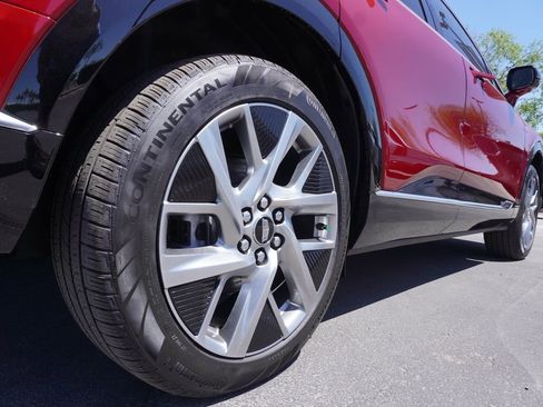 New 2026 Cadillac Optiq Luxury 1 image 6