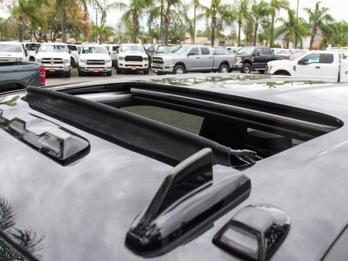 Used 2024 Chevrolet Silverado 2500 High Country w/ Technology Package image 29