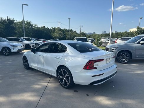 Used 2024 Volvo S60 B5 Core w/ Climate Package FWD image 7