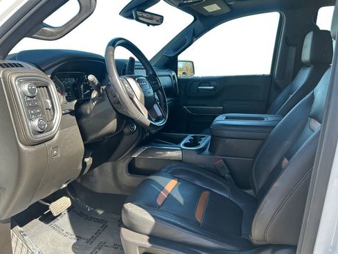 Used 2021 GMC Sierra 1500 AT4 w/ AT4 Premium Package image 11
