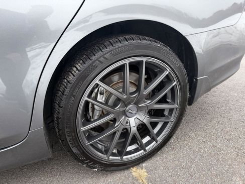 Used 2017 INFINITI Q70 3.7 w/ Technology Package image 42