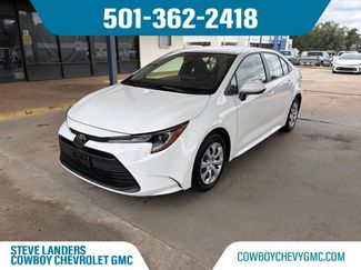 Used 2026 Toyota Corolla LE FWD video 1