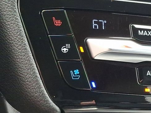 Certified 2021 Ford Explorer Limited w/ Equipment Group 301A image 25