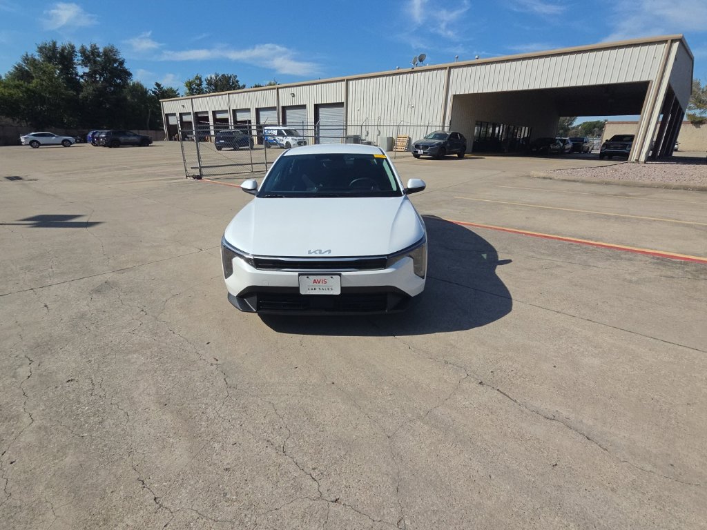 Used 2025 Kia K4 FWD image 5