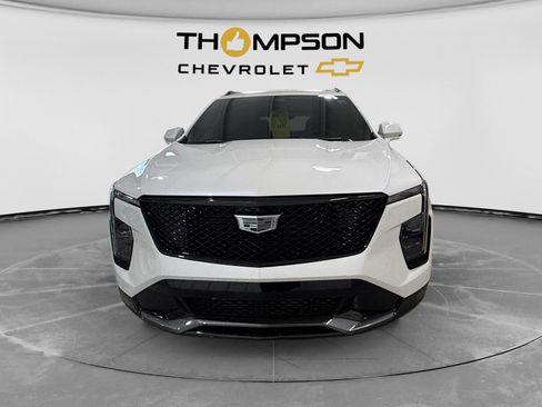 Used 2025 Cadillac XT4 Sport w/ LPO, Onyx Lite Package AWD/4WD image 8