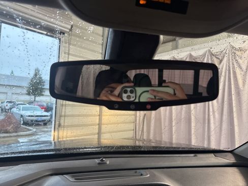 Used 2016 Chevrolet Colorado LT w/ LT Convenience Package image 24