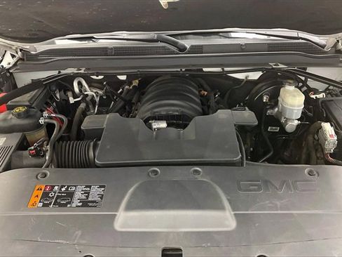 Used 2019 GMC Yukon XL SLT w/ Open Road Package image 29