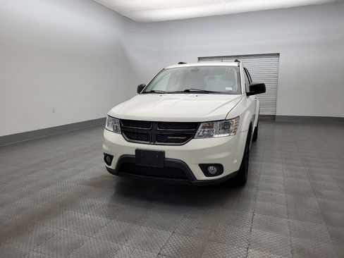 Used 2019 Dodge Journey SE w/ Blacktop Package image 15