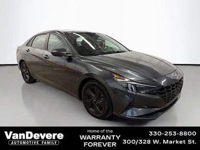 Used 2022 Hyundai Elantra SEL w/ Cargo Package