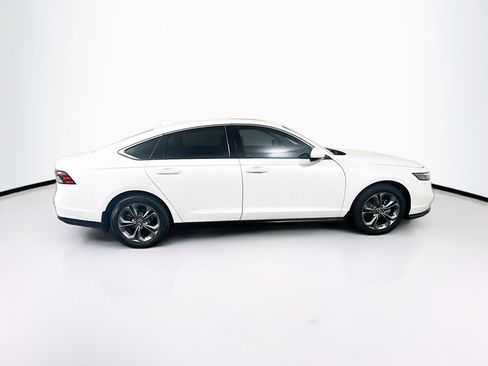 Used 2024 Honda Accord EX image 10