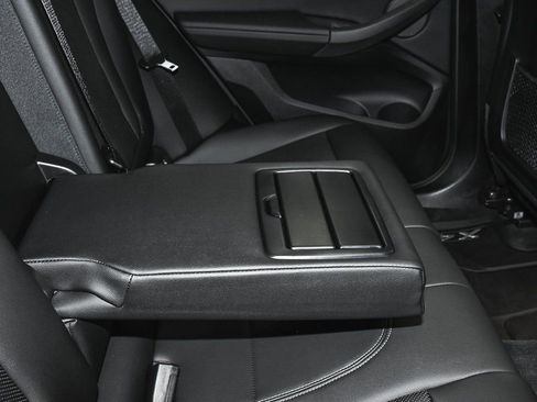 Used 2024 BMW X4 M40i w/ Premium Package image 60