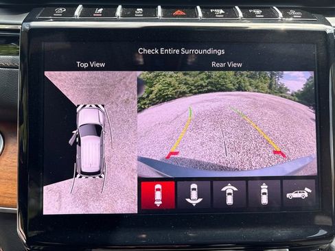 Certified 2025 Jeep Grand Cherokee L Summit AWD/4WD image 35