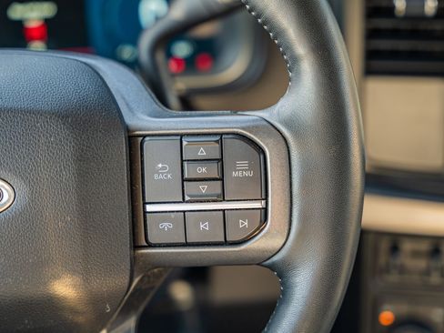 Certified 2024 Ford F250 Lariat w/ Black Appearance Package image 31