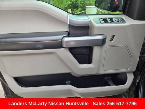Used 2017 Ford F150 XLT w/ Equipment Group 302A Luxury RWD image 22