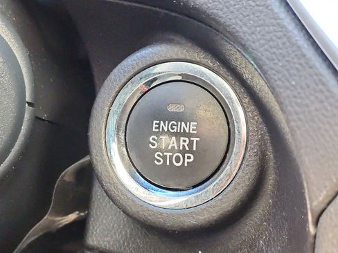 Used 2020 Subaru Impreza 2.0i Sport image 23