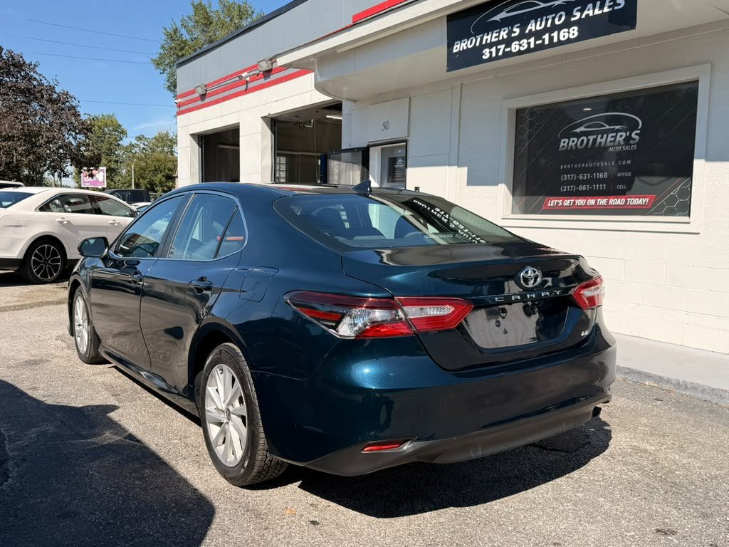 Used 2021 Toyota Camry LE AWD/4WD image 16