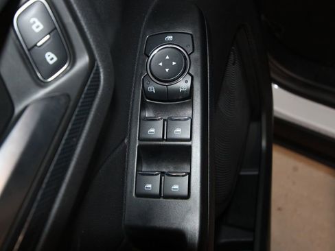 Used 2025 Ford Escape ST-Line w/ Equipment Group 301A image 6