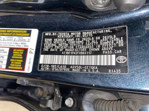 Used 2015 Toyota Camry XLE w/ Moonroof Package FWD image 26