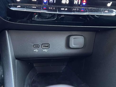 Certified 2024 Buick Encore GX Avenir w/ Avenir Convenience Package image 26