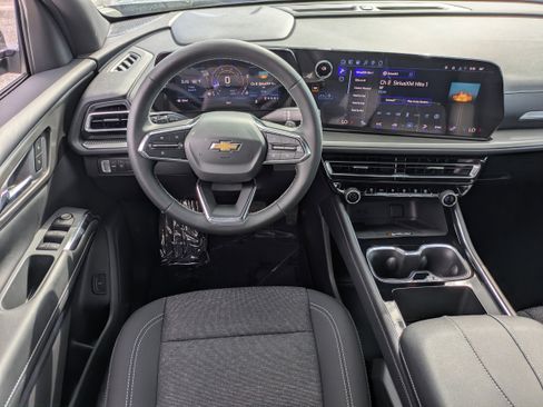 New 2026 Chevrolet Traverse LT image 17