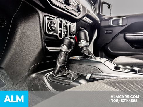 Used 2023 Jeep Wrangler Unlimited Sport AWD/4WD image 20