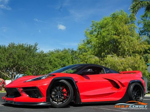 Used 2020 Chevrolet Corvette Stingray Premium Cpe w/ 3LT Preferred Equipment Group RWD image 9