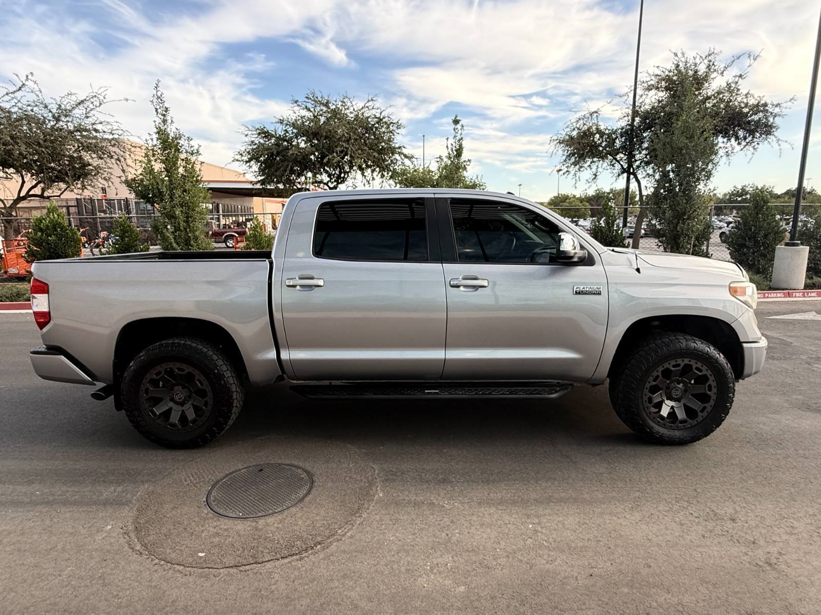 Used 2015 Toyota Tundra Platinum AWD/4WD image 6