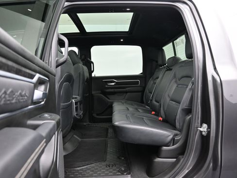 Used 2022 RAM 1500 Big Horn AWD/4WD image 11