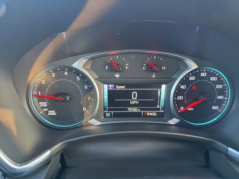 Used 2018 Chevrolet Equinox Premier image 25