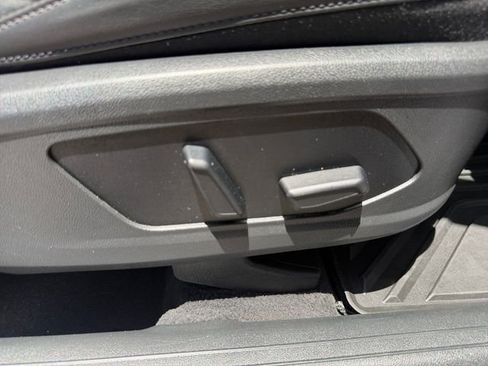 Used 2023 Kia Sorento SX FWD image 17