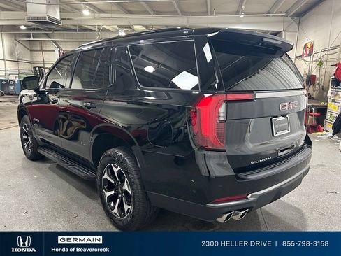 Used 2025 GMC Yukon AT4 AWD/4WD image 6