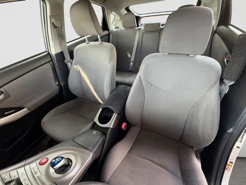 Used 2013 Toyota Prius Two FWD image 11