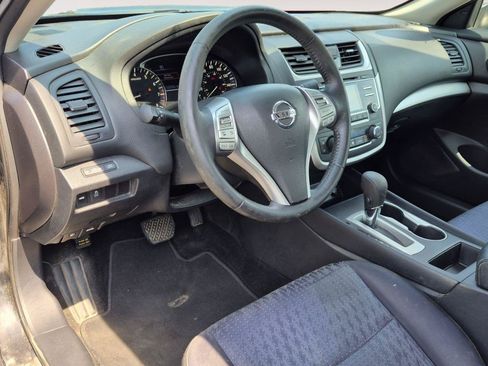 Used 2016 Nissan Altima 2.5 SV FWD image 31