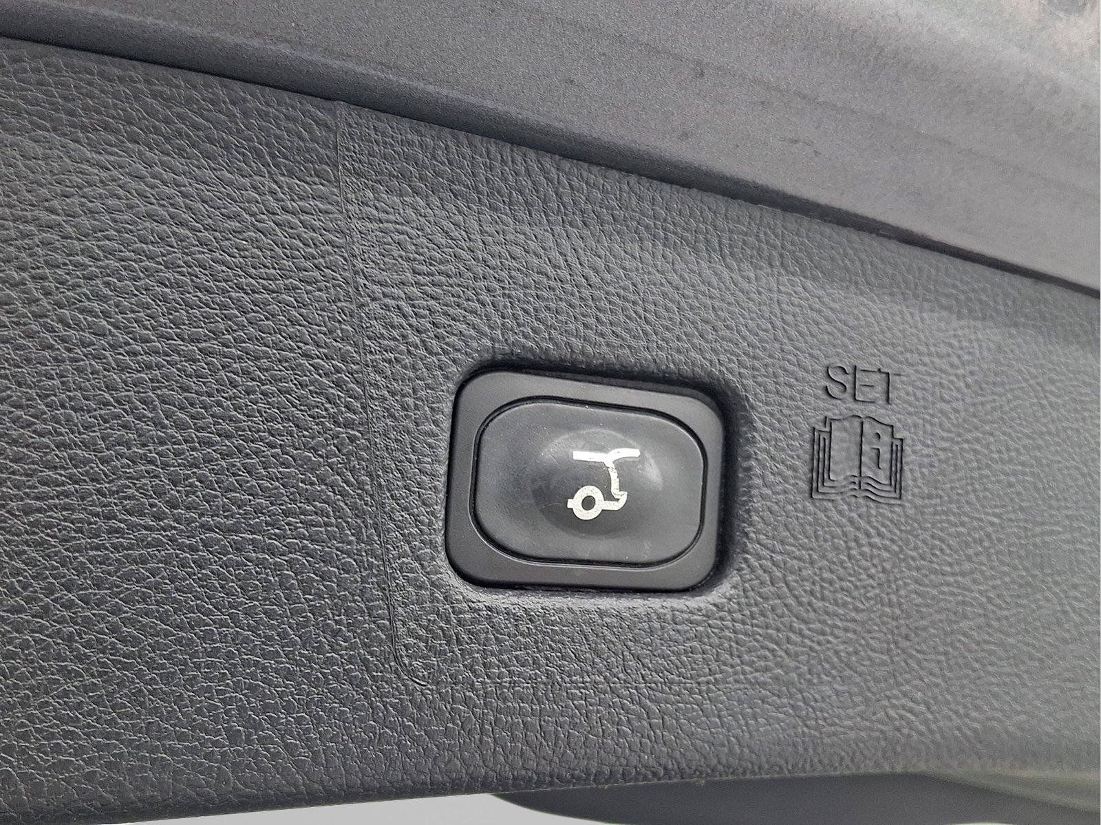 Used 2024 Ford Edge Titanium AWD/4WD image 23