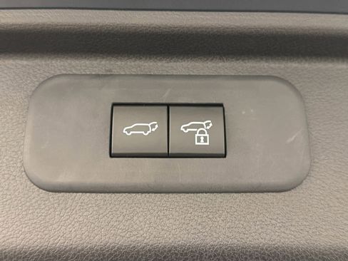 Used 2025 Toyota Grand Highlander FWD image 8