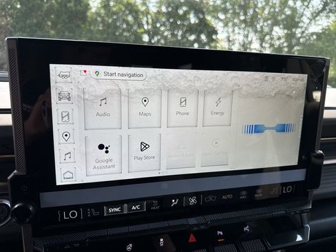New 2025 GMC Hummer EV 2X image 17