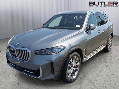 Used 2024 BMW X5 sDrive40i w/ Premium Package RWD image 1