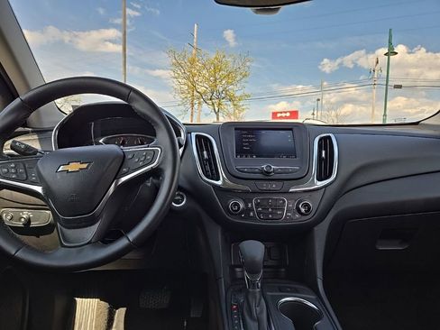 Used 2024 Chevrolet Equinox LT image 31
