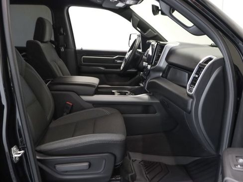 Used 2023 RAM 1500 Big Horn AWD/4WD image 42