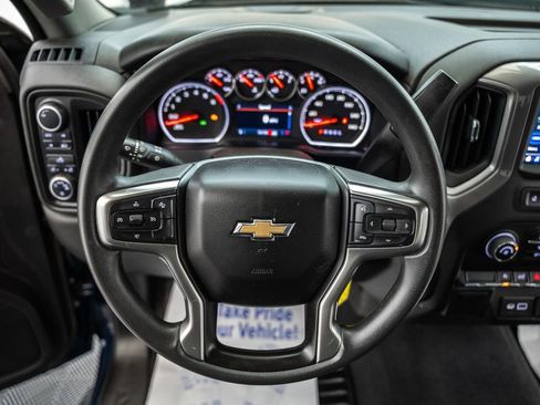 Used 2022 Chevrolet Silverado 1500 Custom w/ Safety Confidence Package AWD/4WD image 31
