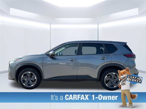 Used 2025 Nissan Rogue SV FWD image 3