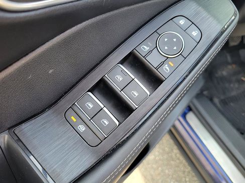 Certified 2023 Nissan Rogue Platinum w/ Platinum Premium Package image 10