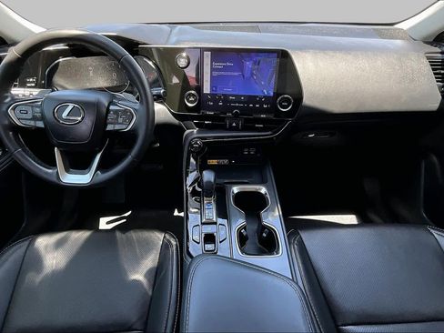 Used 2024 Lexus NX 250 FWD image 15