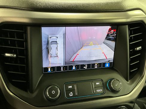Used 2023 GMC Acadia AT4 w/ Technology Package AWD/4WD image 21