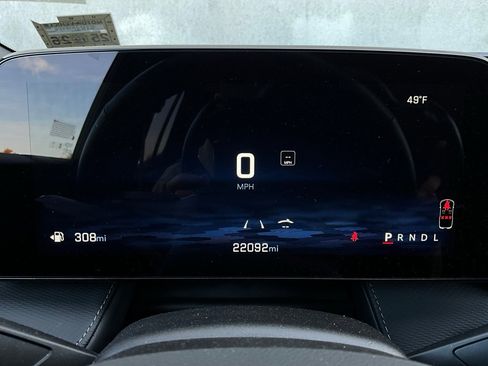 Used 2025 Chevrolet Equinox LT image 36