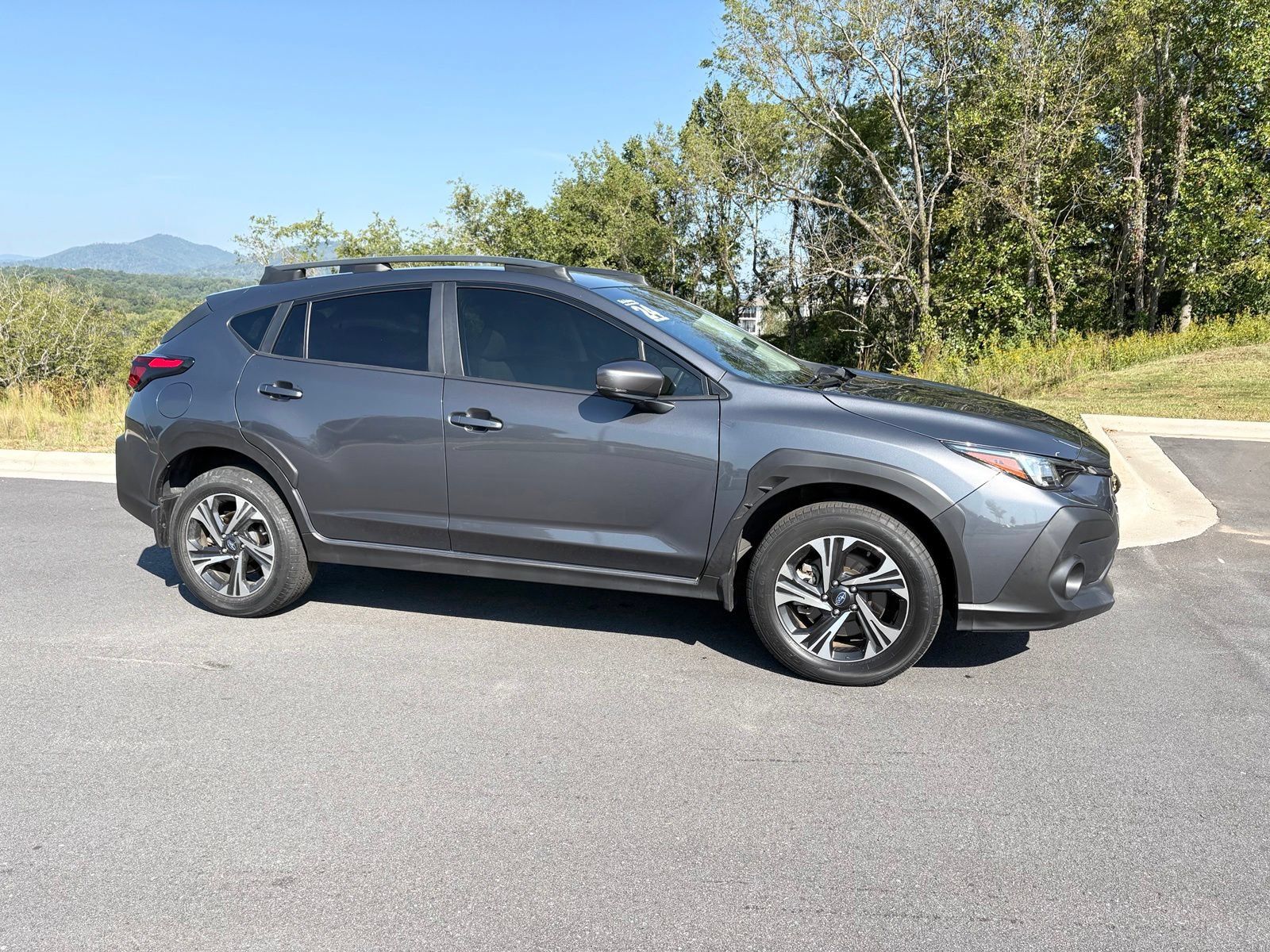 Used 2024 Subaru Crosstrek 2.0i Premium AWD/4WD image 7