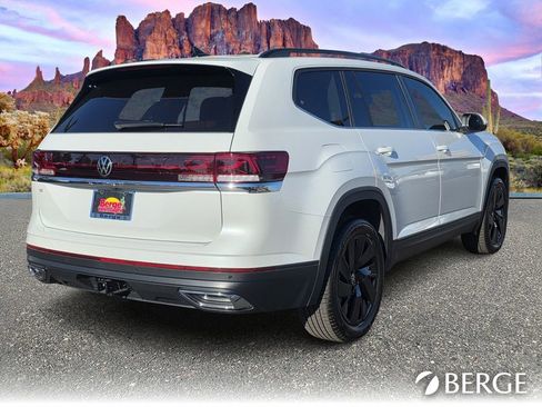 New 2026 Volkswagen Atlas SE image 8