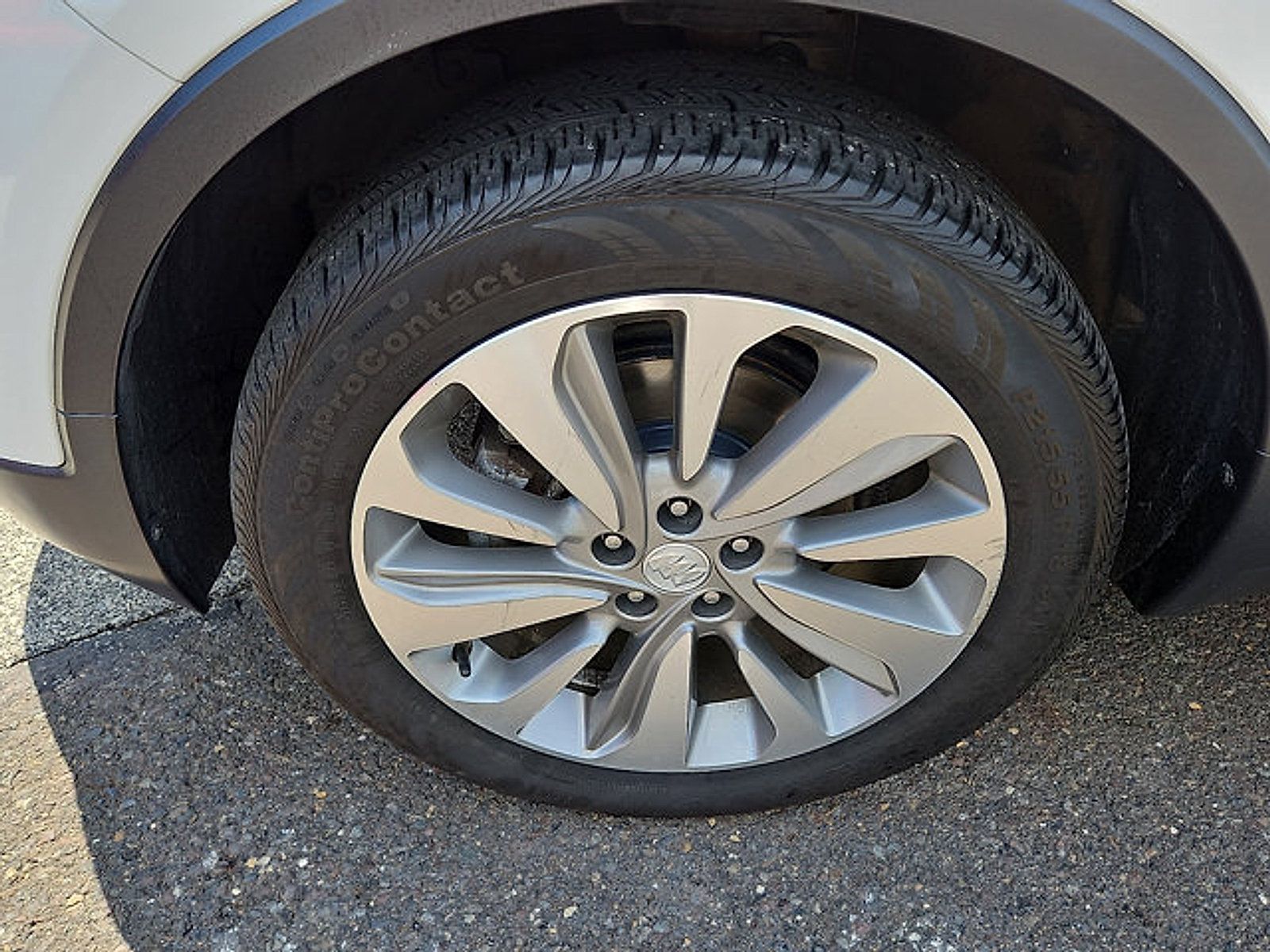Used 2019 Buick Encore Preferred AWD/4WD image 10