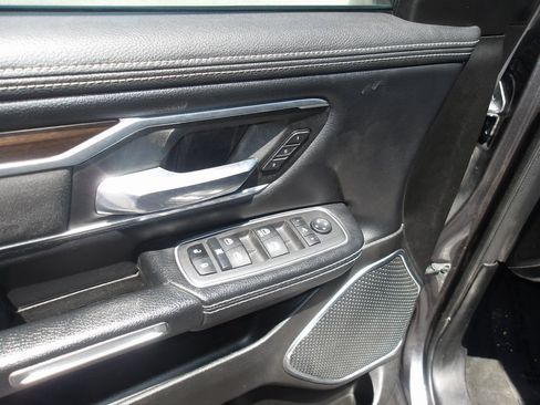 Used 2022 RAM 1500 Laramie image 11