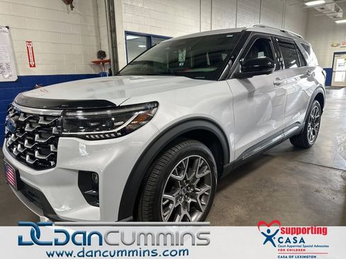 Used 2025 Ford Explorer Platinum w/ Ultimate Package image 1